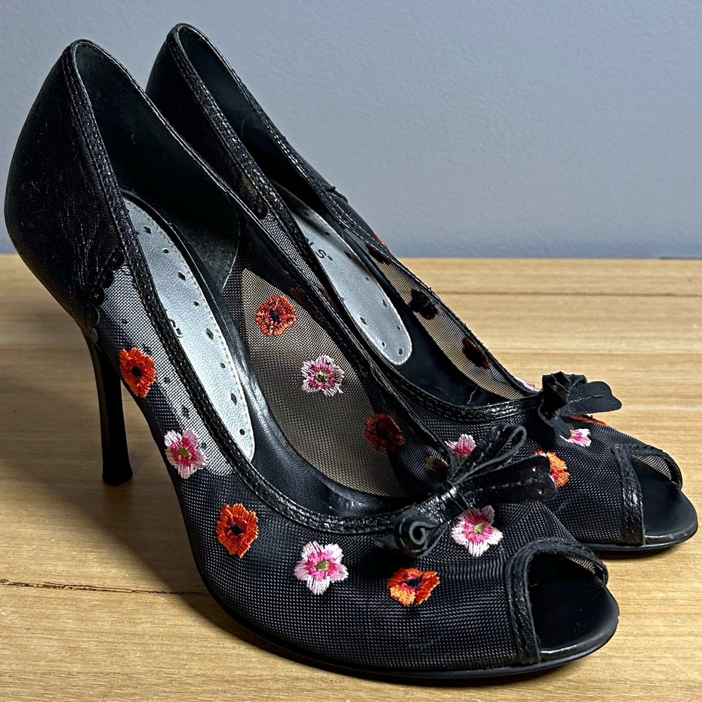 BCBGirls Black Mesh Floral Embroidered Bow Peep Toe Stiletto Slip-On Pumps